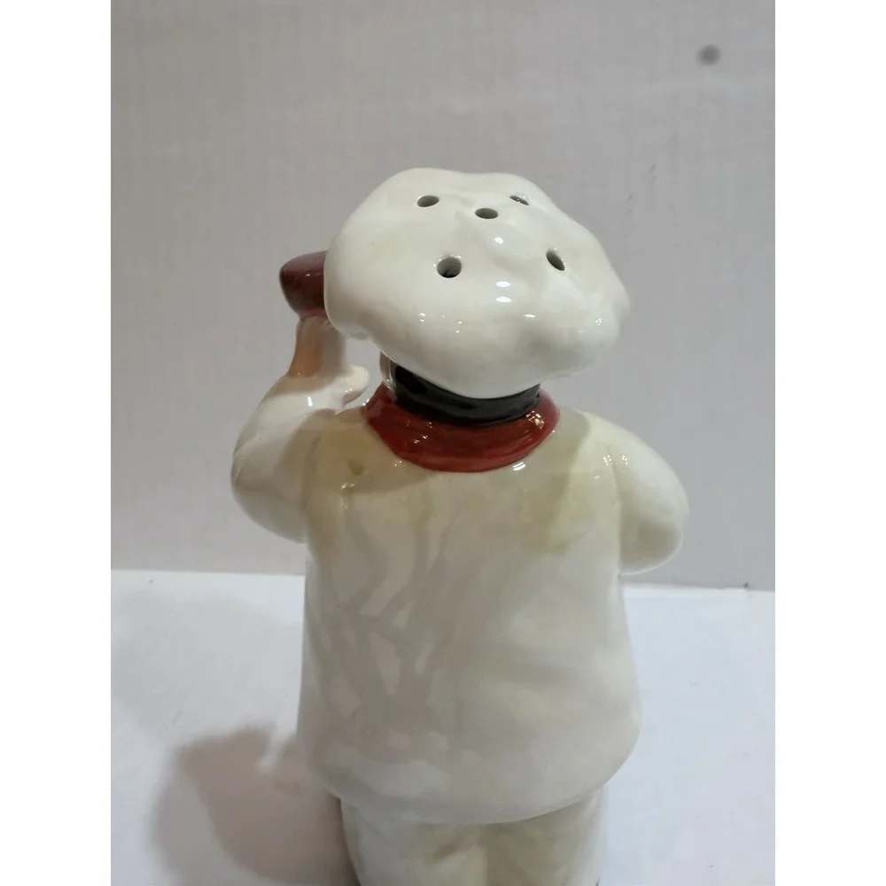 CIC Chef Figural Shaker Ceramic Glossy 